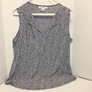 🧹 Liz Claiborne sleeveless top